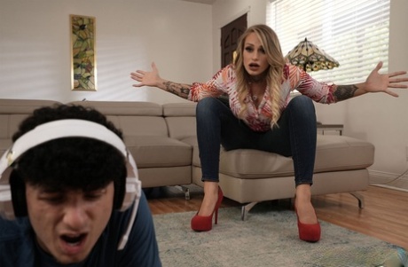 Hot milf jessa rhodes gets slammed